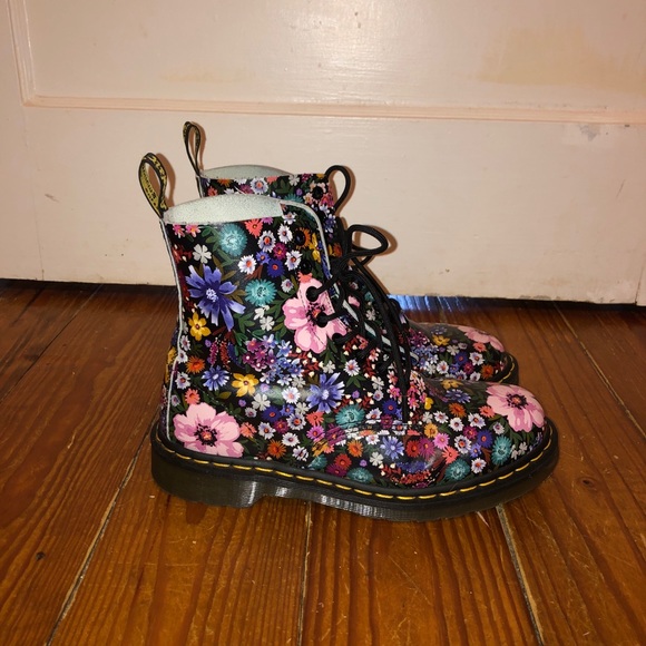 Dr. Martens Shoes - Doc Marten’s Wanderlust Pascal Boot-Never Worn
